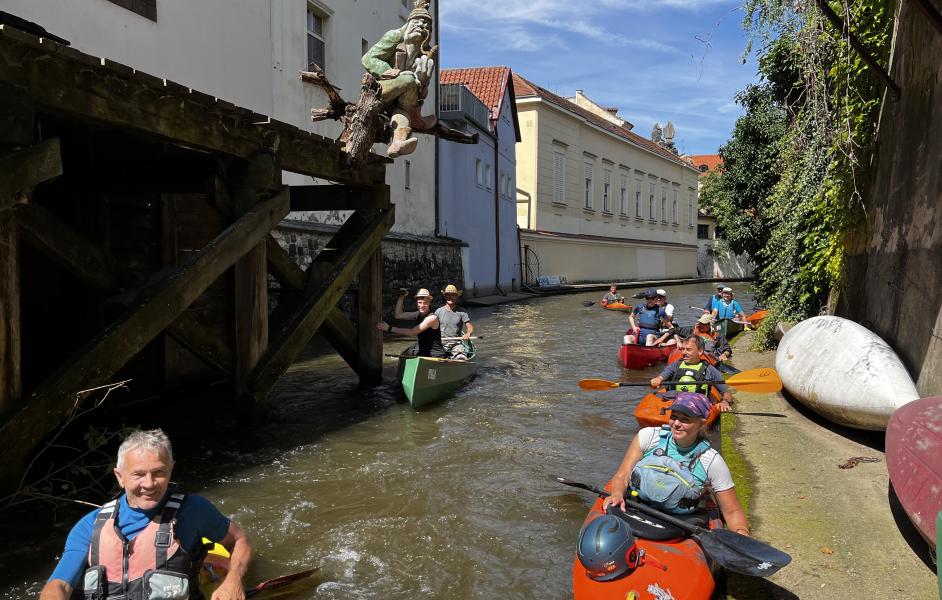 Paddler in Klein Venedig von Prag