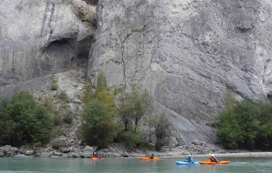 Felsenwand, Hüningen, Paddler