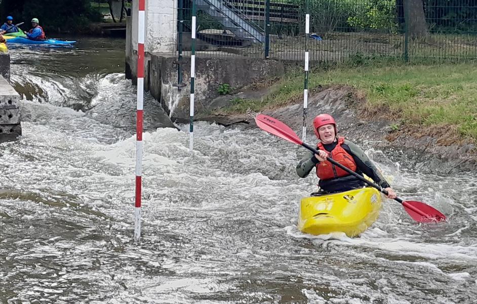 Anna in der Übungskanal